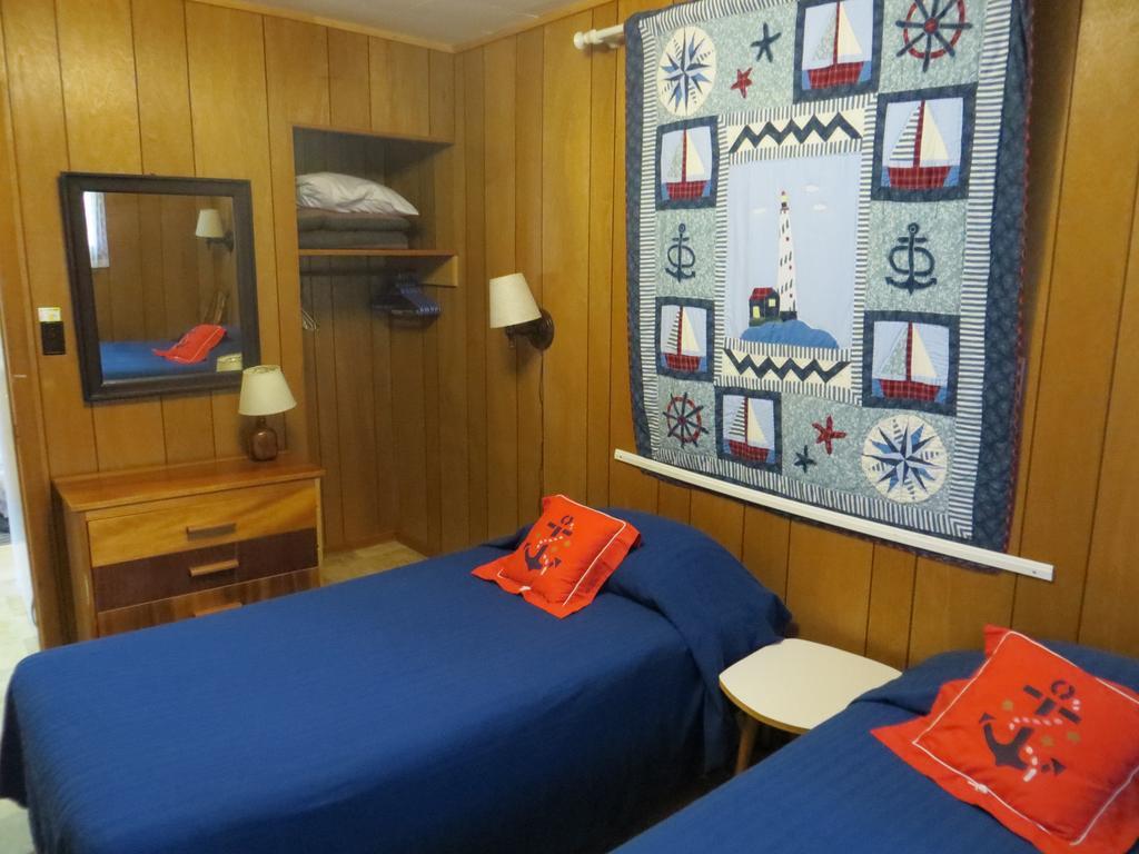 Bondi Village Cottage Resort Lake of Bays Exterior photo
