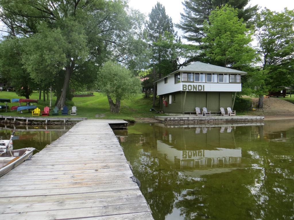 Bondi Village Cottage Resort Lake of Bays Exterior photo